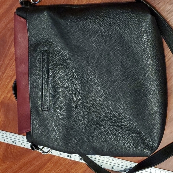 Thirty-one cross body purse bag -flaws Black Maroon - Picture 12 of 16